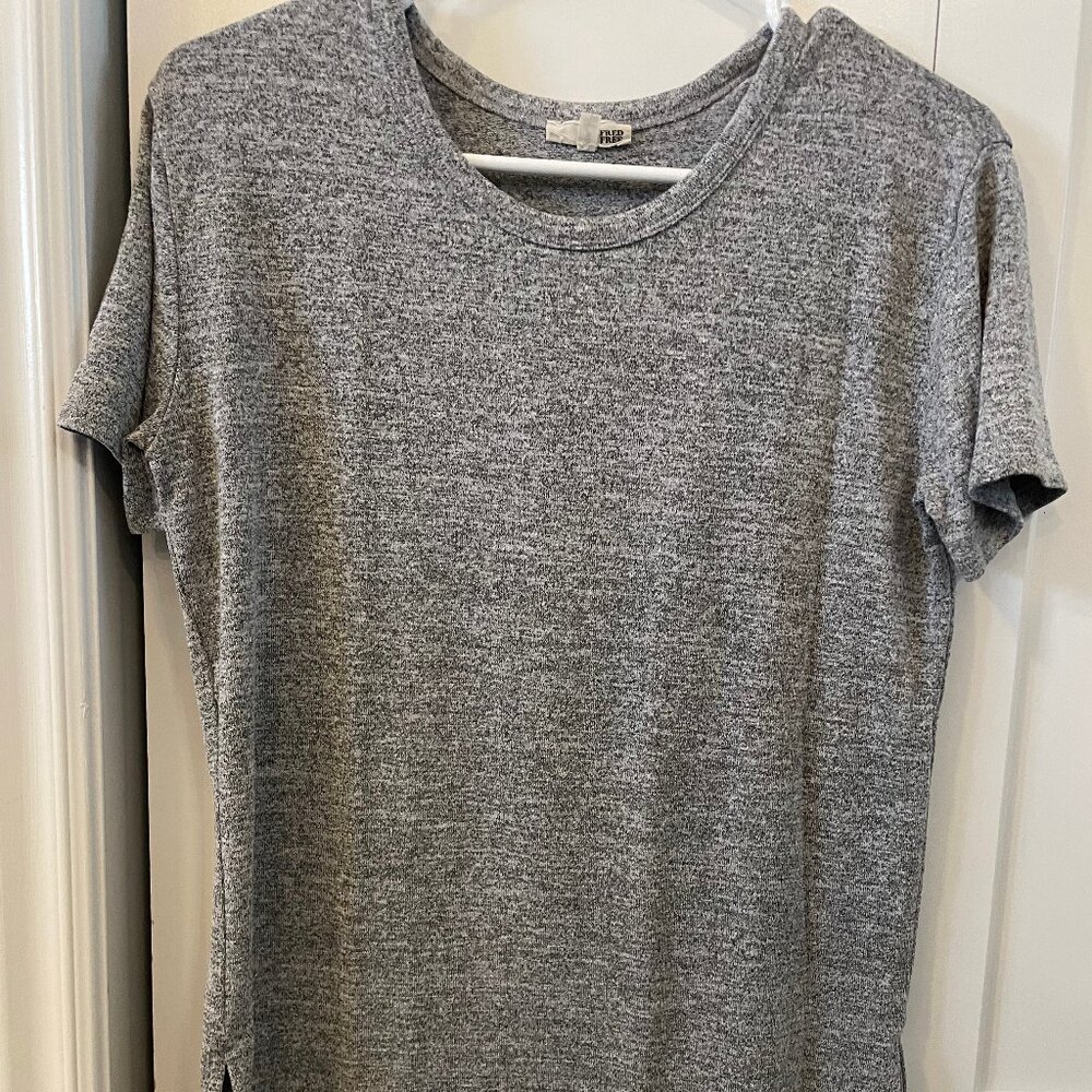 Wilfred Grey T-shirt - Size S